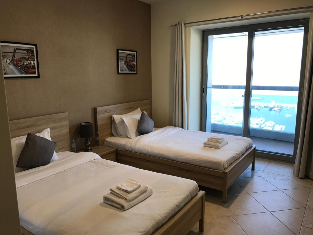 Yanjoon Holiday Homes - Princess Tower Apartments Dubai Eksteriør bilde